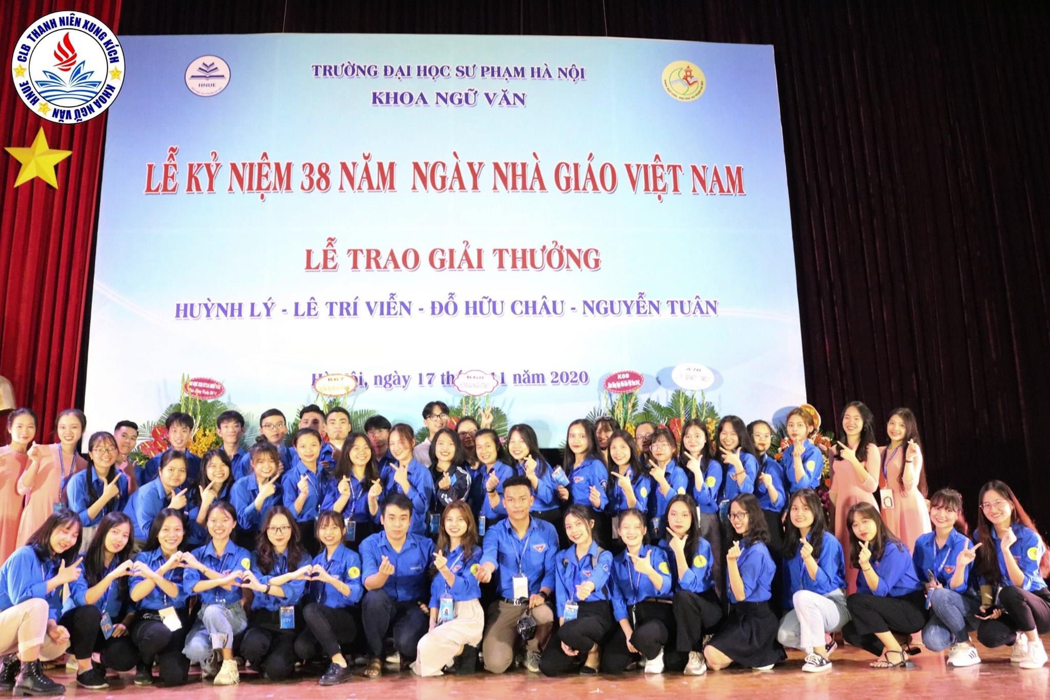  CLB Thanh niên Xung kích tham gia hỗ trợ các chương trình lớn của khoa Ngữ văn
